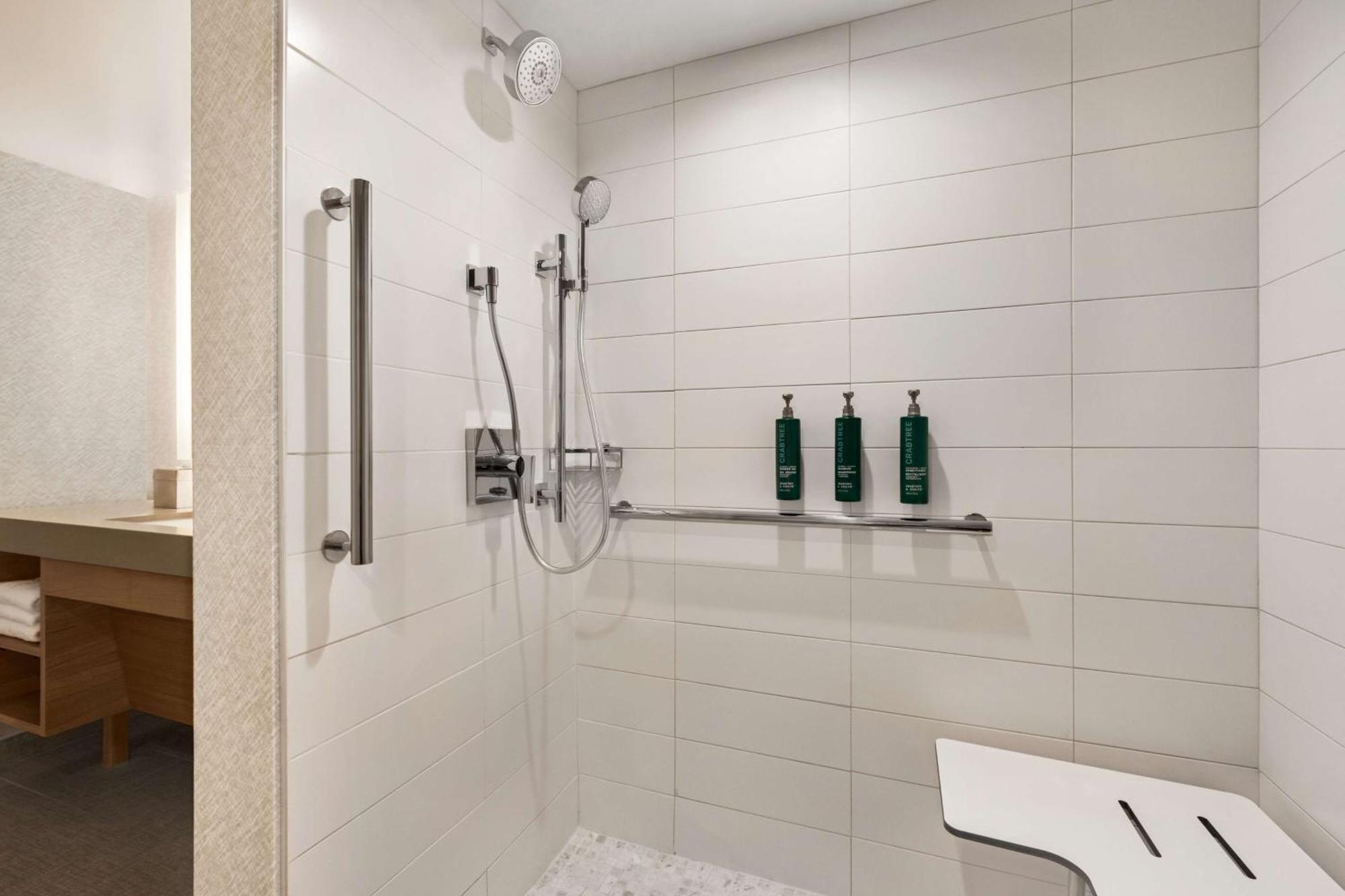 Doubletree By Hilton Columbus Dublin Hotel Eksteriør billede